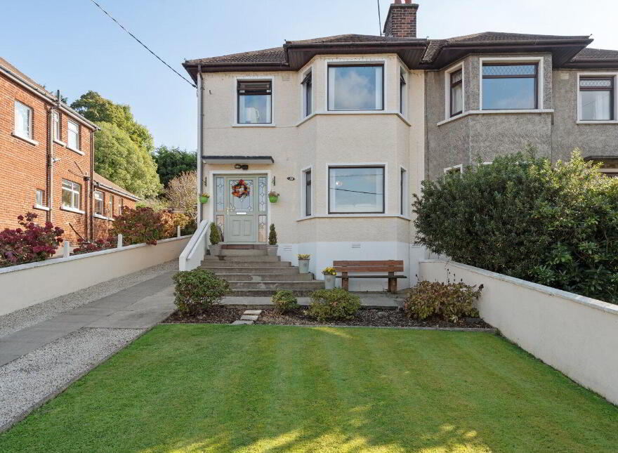 25 Crawfordsburn Road, Newtownards, BT23 4EA