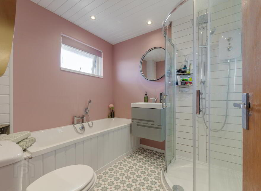 13 Lawson Park, Portavogie, Newtownards, BT22 1EX