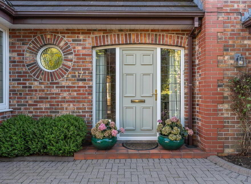 17 Manor Park, Killinchy Road, Comber, BT23 5FW