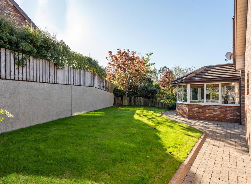 17 Manor Park, Killinchy Road, Comber, BT23 5FW