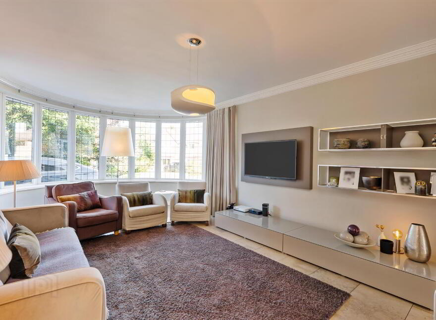 17 Manor Park, Killinchy Road, Comber, BT23 5FW