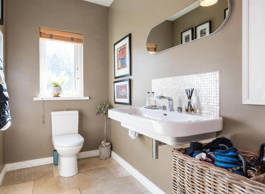 17 Manor Park, Killinchy Road, Comber, BT23 5FW
