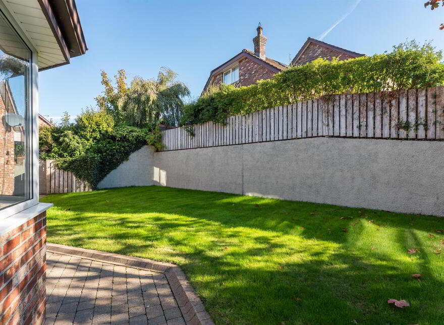 17 Manor Park, Killinchy Road, Comber, BT23 5FW