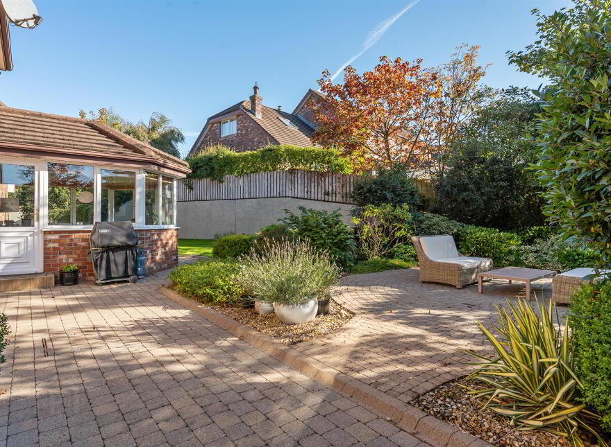 17 Manor Park, Killinchy Road, Comber, BT23 5FW