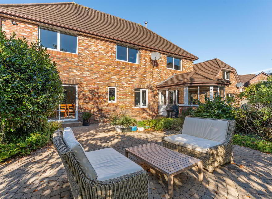 17 Manor Park, Killinchy Road, Comber, BT23 5FW