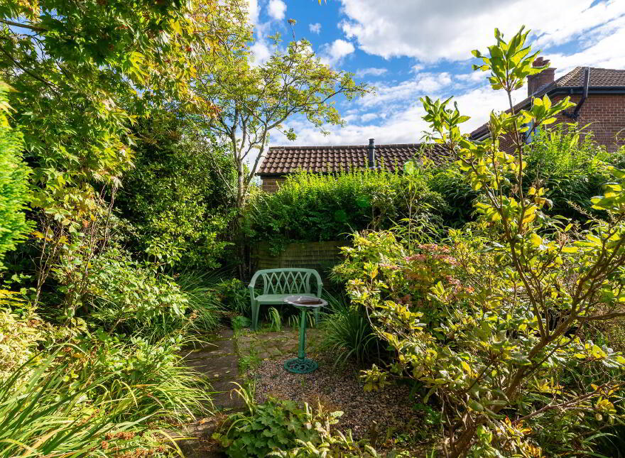291 Lower Braniel Road, Belfast, BT5 7NS