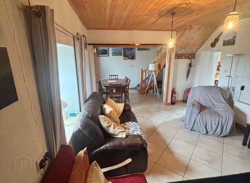 Christy's, Middlequarter, Inishbofin Island, H91FT8W