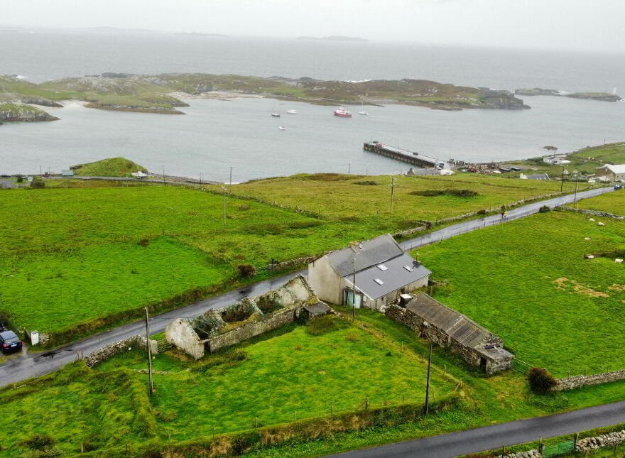Christy's, Middlequarter, Inishbofin Island, H91FT8W