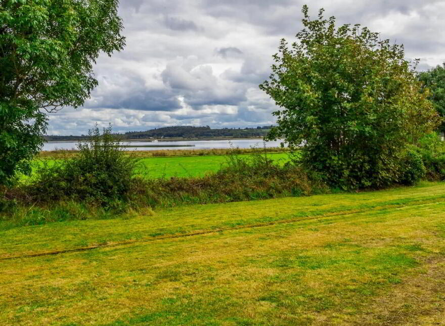 Gardenstown, Lanesborough, N39RP40