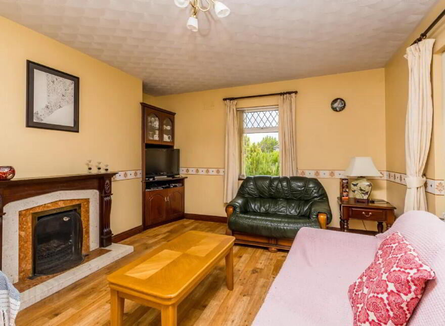 Gardenstown, Lanesborough, N39RP40