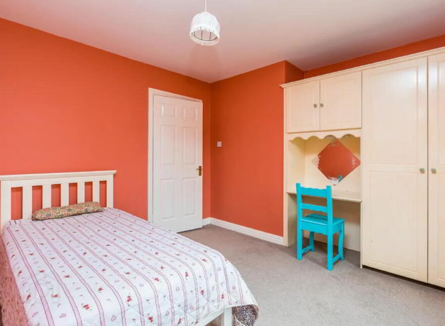 Gardenstown, Lanesborough, N39RP40
