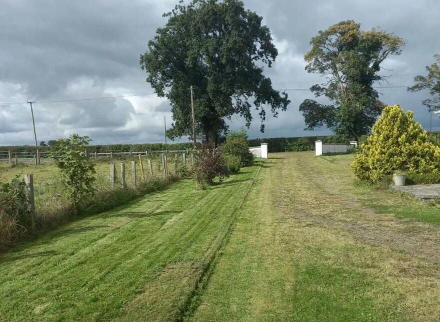 Gardenstown, Lanesborough, N39RP40