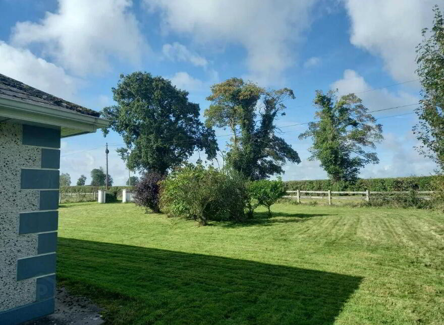 Gardenstown, Lanesborough, N39RP40