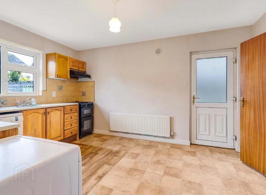 84 Pinebrook, Trim, C15TX93