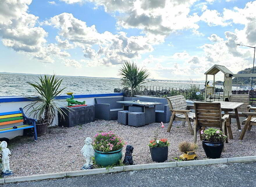 Apt 6 Oceanview, 31 Marine Parade, Whitehead, BT38 9QN