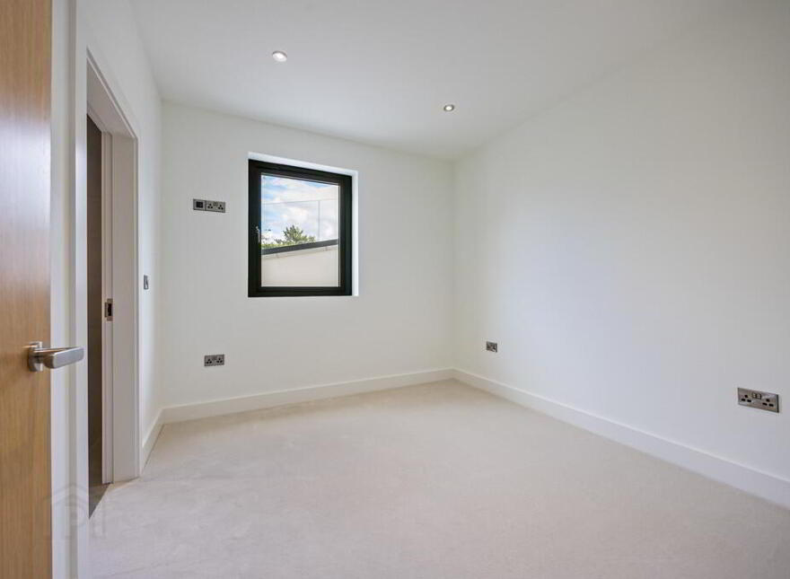 38a Clogher Road, Hillsborough, BT26 6PJ