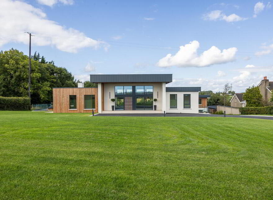 38a Clogher Road, Hillsborough, BT26 6PJ