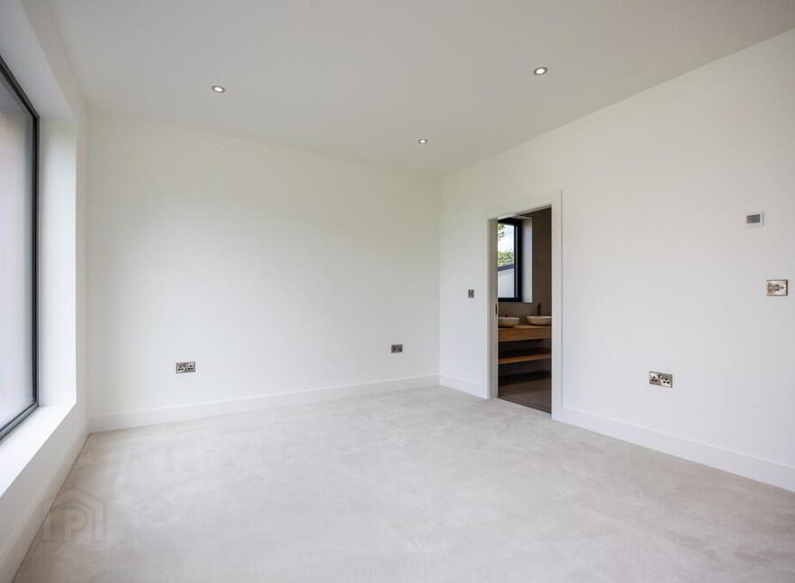 38a Clogher Road, Hillsborough, BT26 6PJ