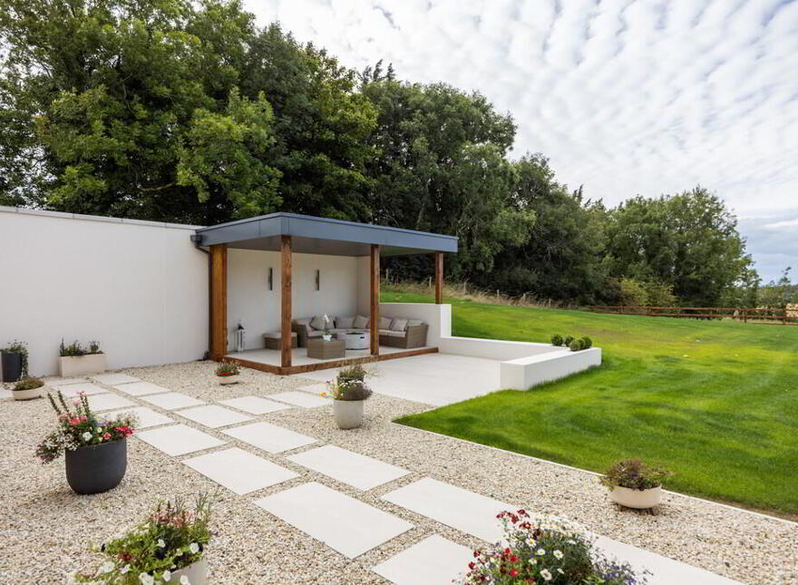 38a Clogher Road, Hillsborough, BT26 6PJ