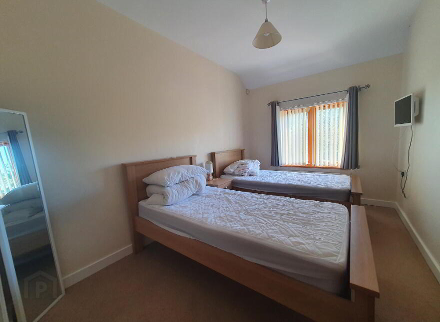 14 Tullana Grange, Femanagh, Lisnarick, Enniskillen, BT94 1PY