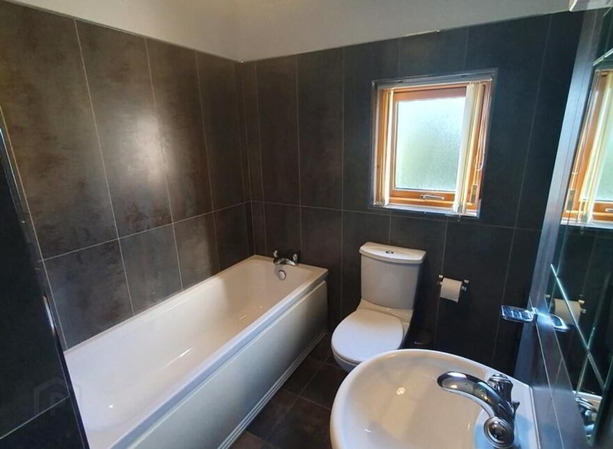 14 Tullana Grange, Femanagh, Lisnarick, Enniskillen, BT94 1PY