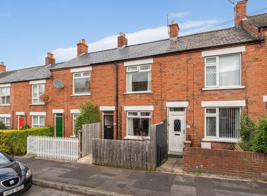 28 Park Drive, Holywood, BT18 9LW
