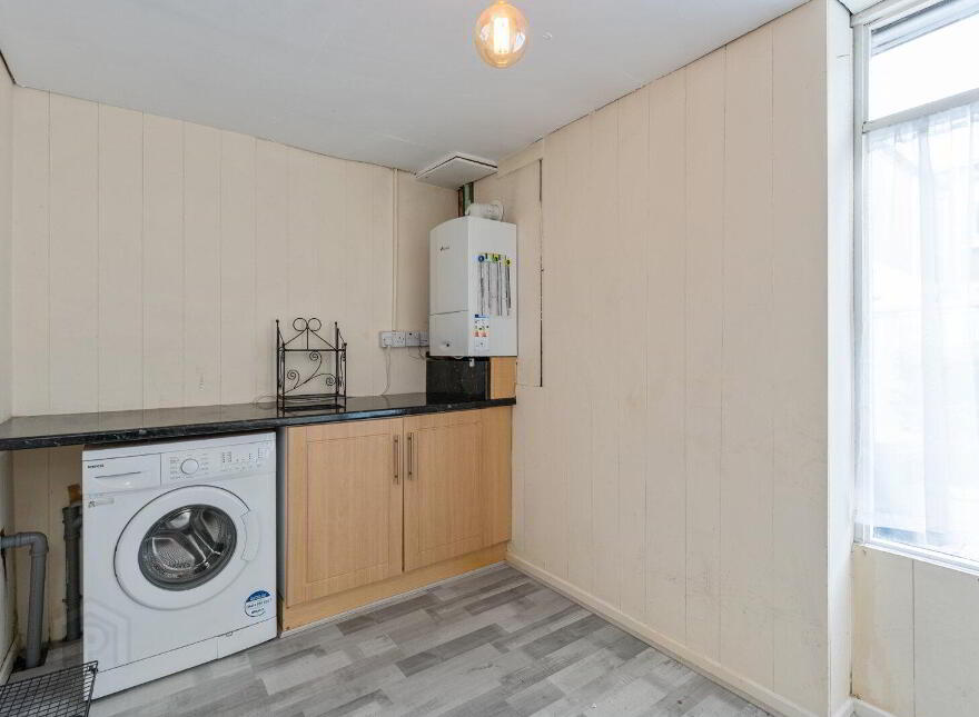 28 Park Drive, Holywood, BT18 9LW