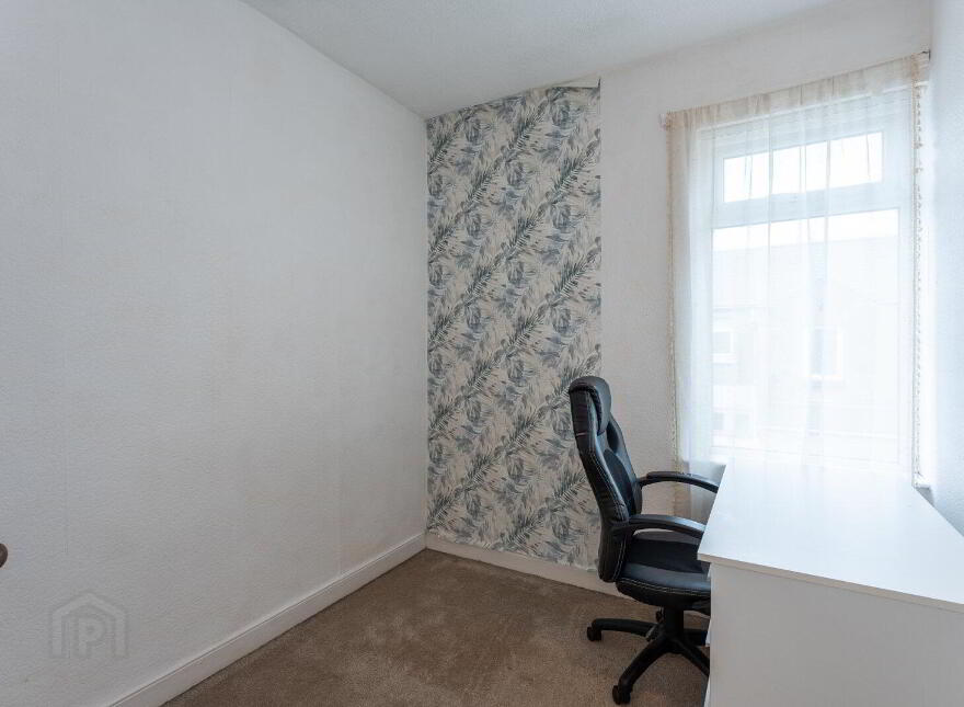 28 Park Drive, Holywood, BT18 9LW