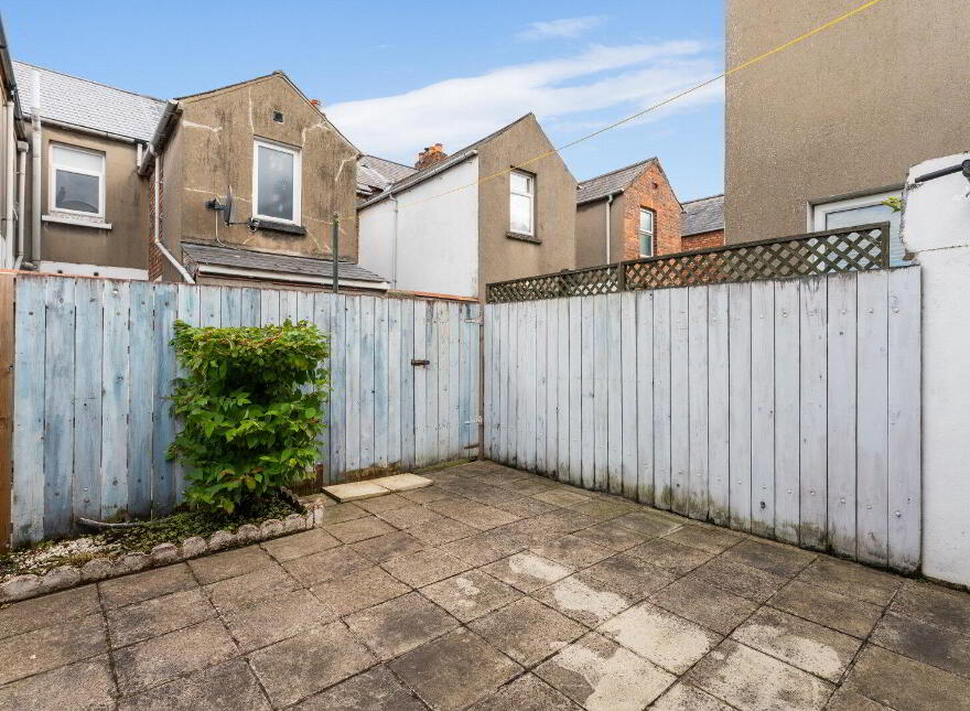 28 Park Drive, Holywood, BT18 9LW