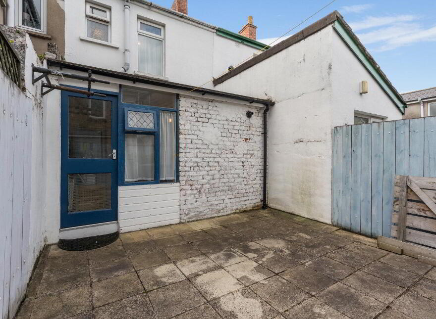 28 Park Drive, Holywood, BT18 9LW