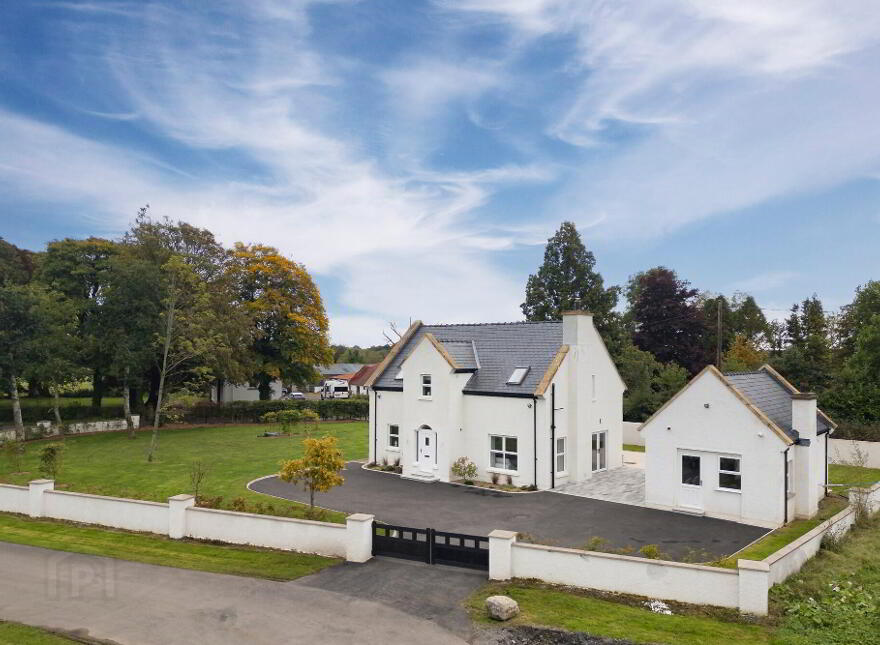 41 Derryad Road, Enniskillen, Lisnaskea, BT92 0BX