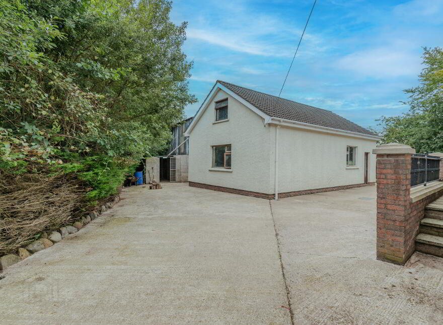 14 Maxwells Road, Kells, Ballymena, BT42 3NU