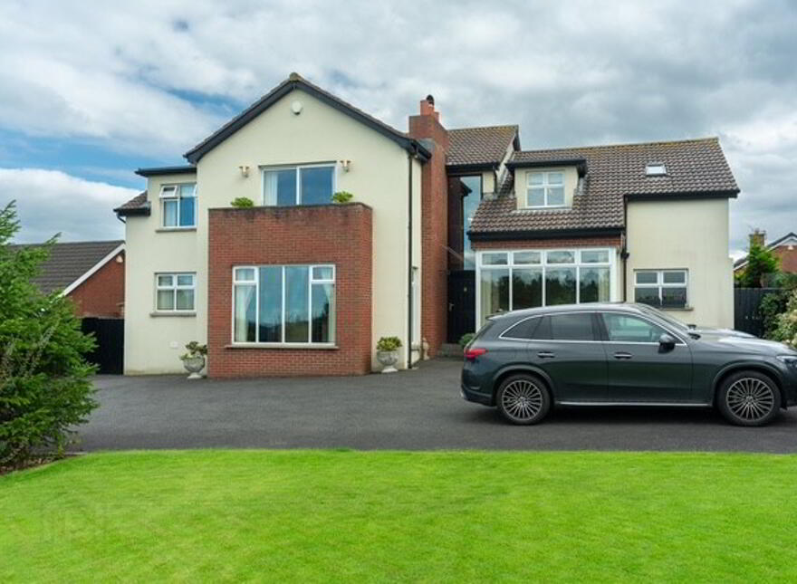 3 Slaughterford Road, Whitehead, BT38 9TG