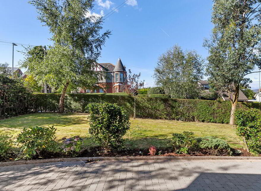 Kensington House, 2 Kensington Park, Belfast, BT5 6NR