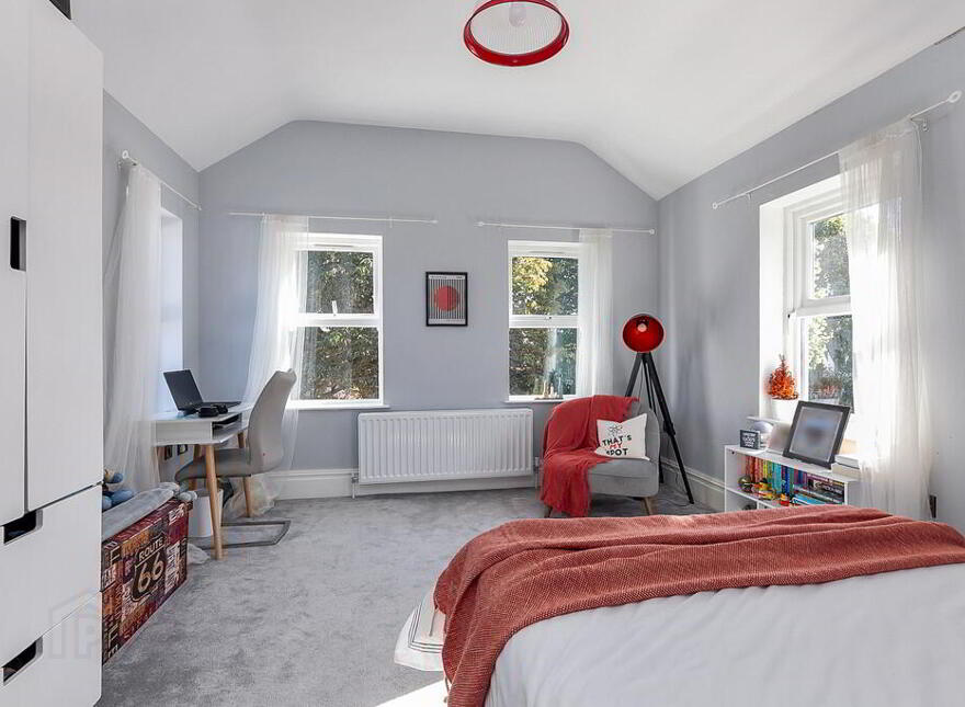 Kensington House, 2 Kensington Park, Belfast, BT5 6NR