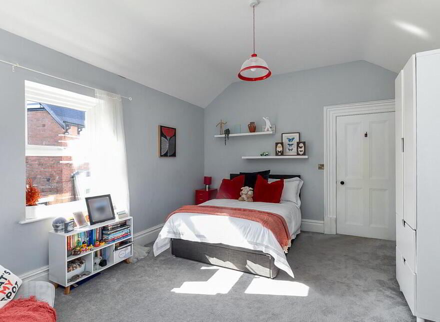 Kensington House, 2 Kensington Park, Belfast, BT5 6NR
