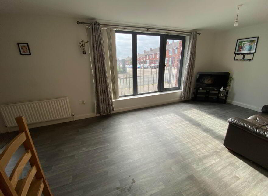 Apt 2, Magee Building, Ross Mill Avenue, Clonard Street, Belfast, BT13 2QH
