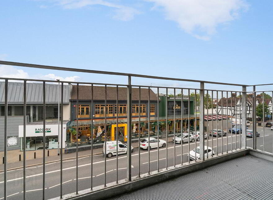 Apt 9, Lesley Plaza, Lisburn Road, Belfast, BT9 6JN
