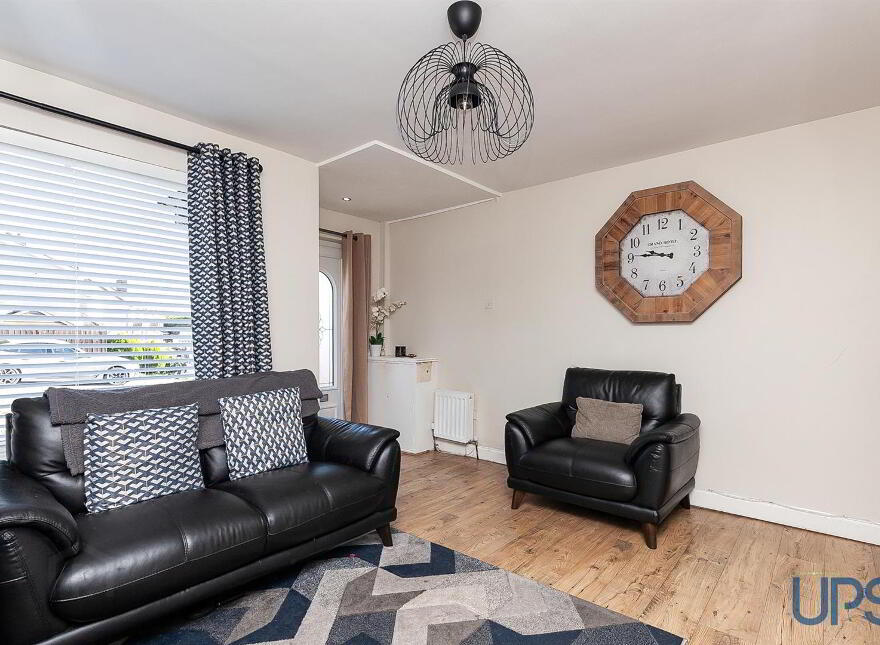 3 Lagmore Meadows, Stewartstown Road, Belfast, BT17 0TE