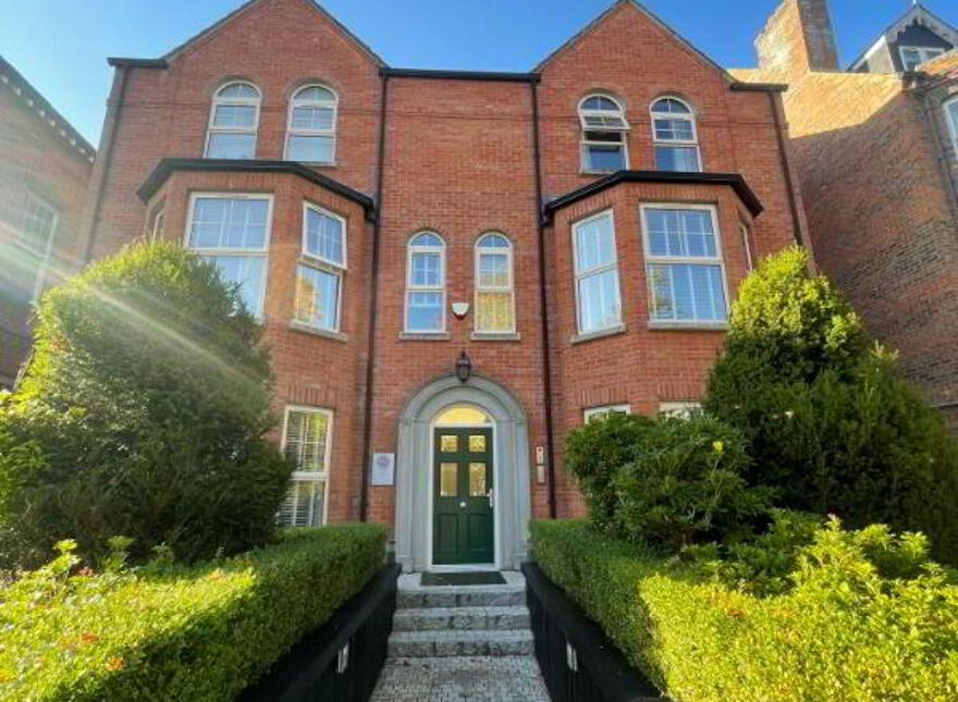 Apt 3, 34 Wellington Park, Belfast, BT9 6DN