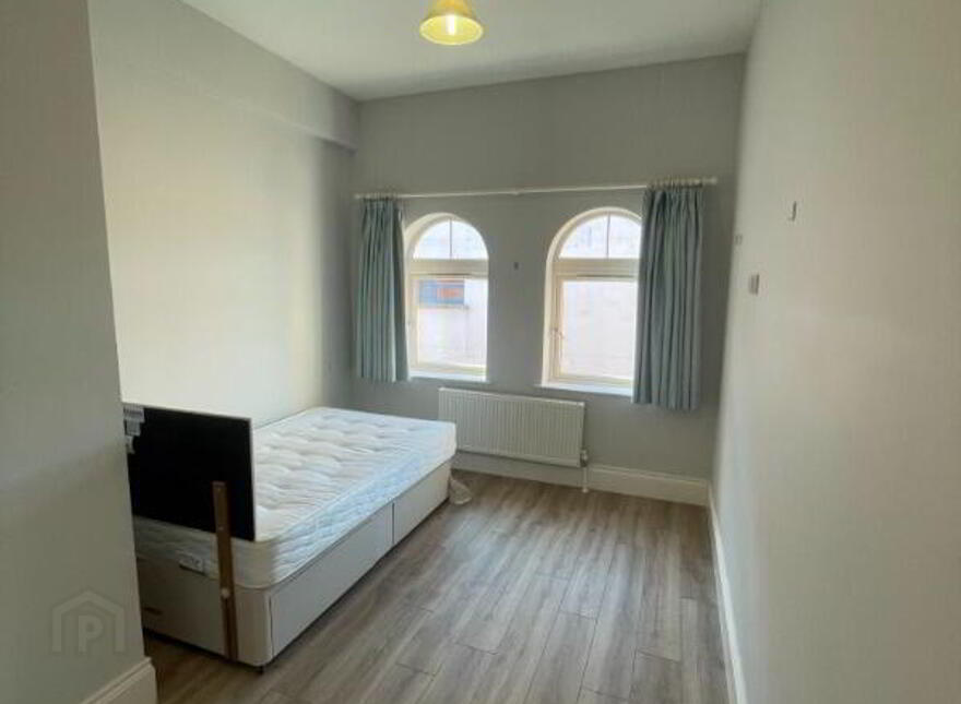 Apt 3, 34 Wellington Park, Belfast, BT9 6DN