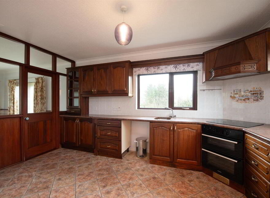 18 Legananny Hall Road, Castlewellan, BT31 9TL