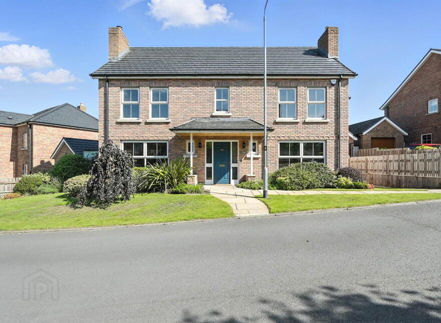 4 Millreagh Drive, Dundonald, Belfast, BT16 1WP photo