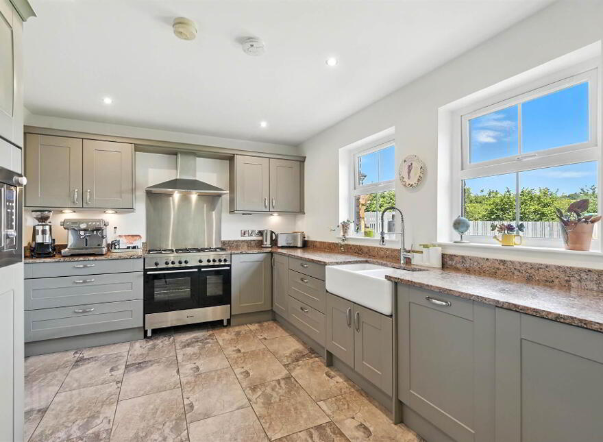 4 Millreagh Drive, Dundonald, Belfast, BT16 1WP