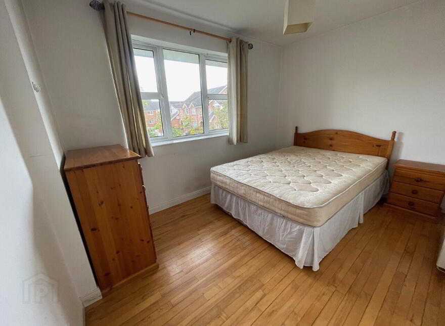 60 Ardenlee Crescent, Belfast, BT6 8QT