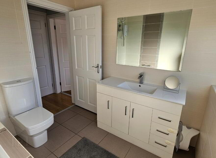25 Grahamville Estate, Kilkeel, BT34 4DD
