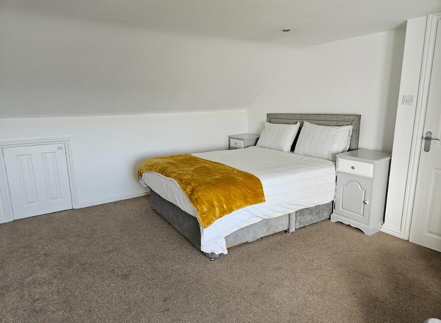 25 Grahamville Estate, Kilkeel, BT34 4DD