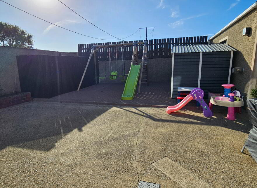 25 Grahamville Estate, Kilkeel, BT34 4DD