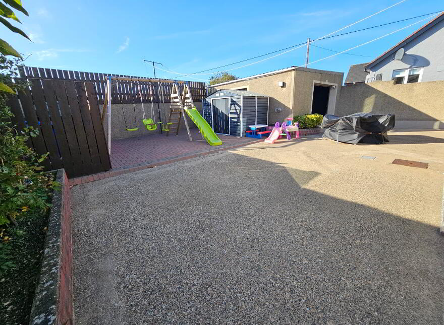 25 Grahamville Estate, Kilkeel, BT34 4DD