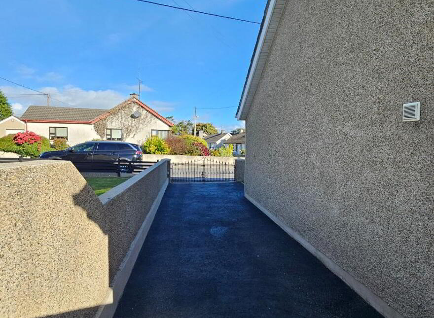 25 Grahamville Estate, Kilkeel, BT34 4DD